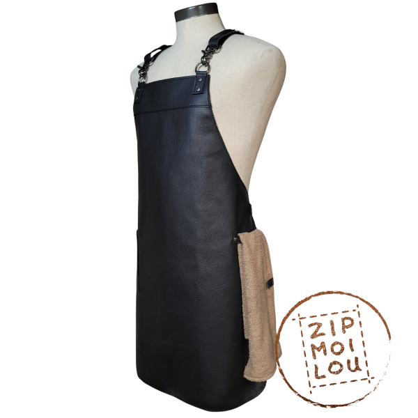 tablier de cuir noir minimaliste